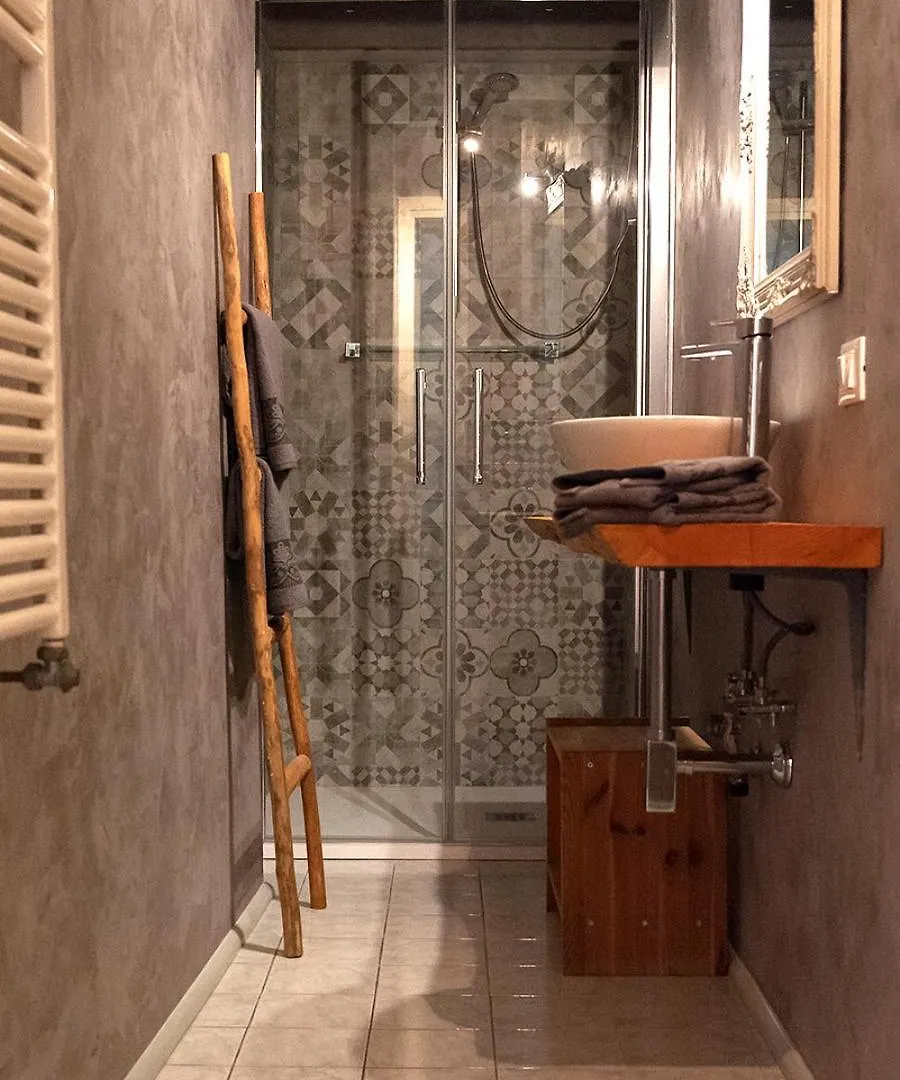 Angolo Via Parigi Hotel Bologna Apartment