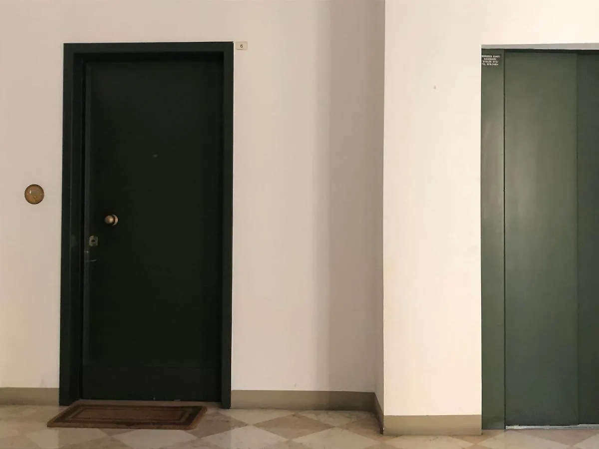 Apartment Angolo Via Parigi Hotel Bologna Italy
