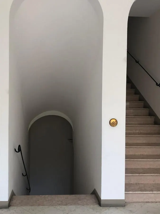 Angolo Via Parigi Hotel Bologna Italy